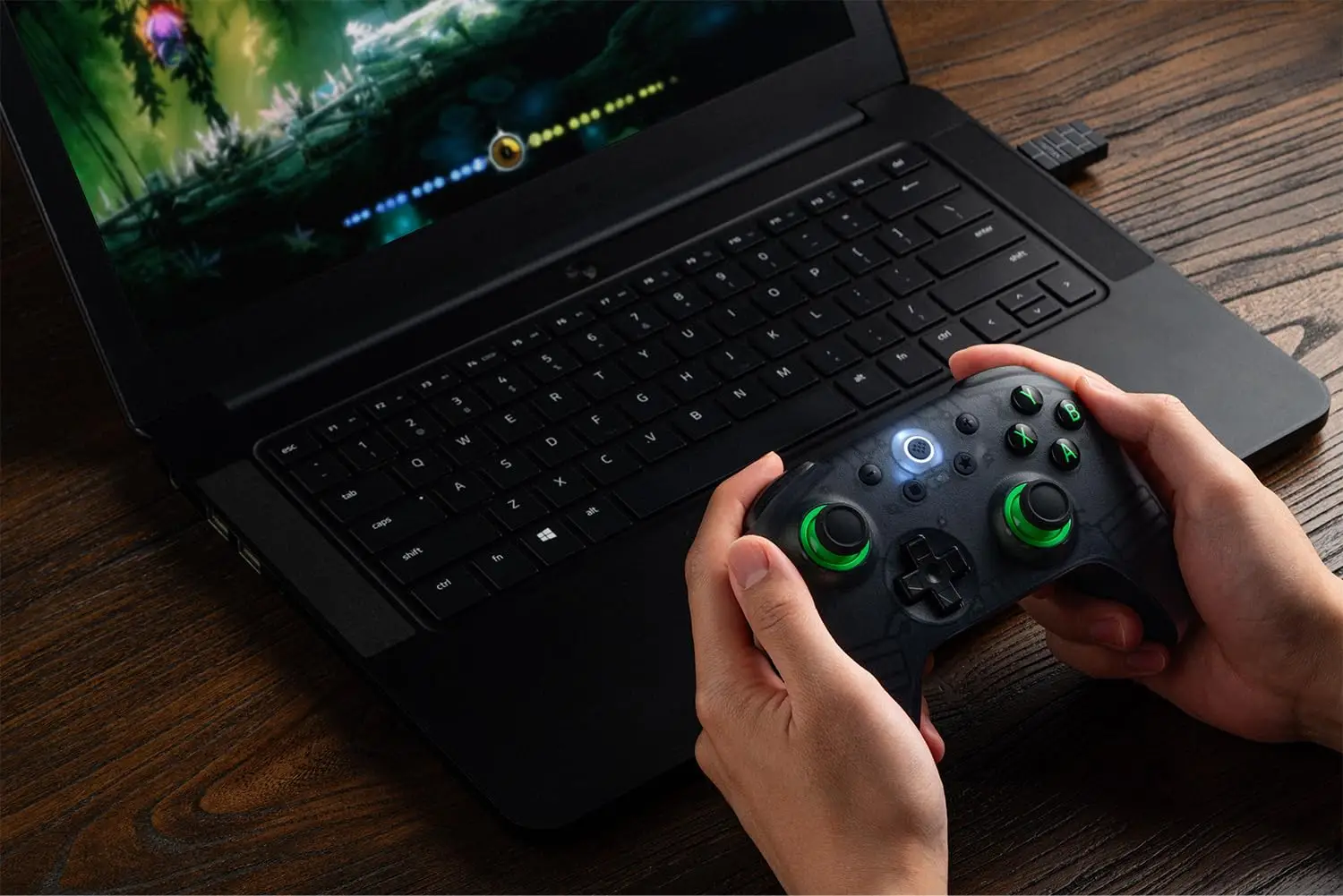 8BitDo Ultimate 2C juhtmevaba pult - Läbipaistev Must - Pilt 6